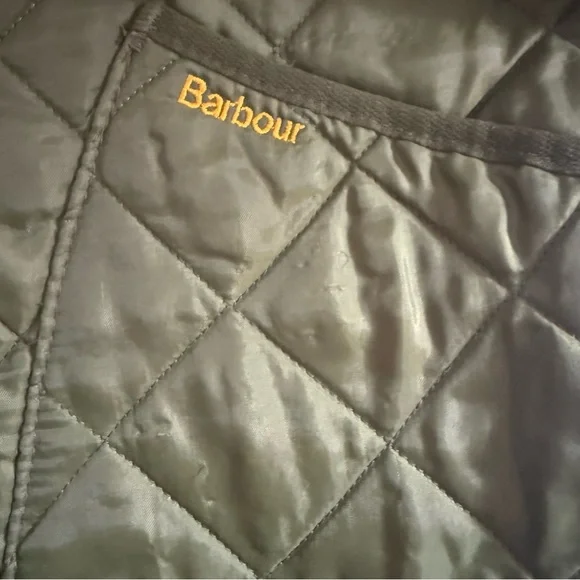 Barbour Green Lightweight Quilted Jacket with Corduroy Collar - Picture 6 of 7